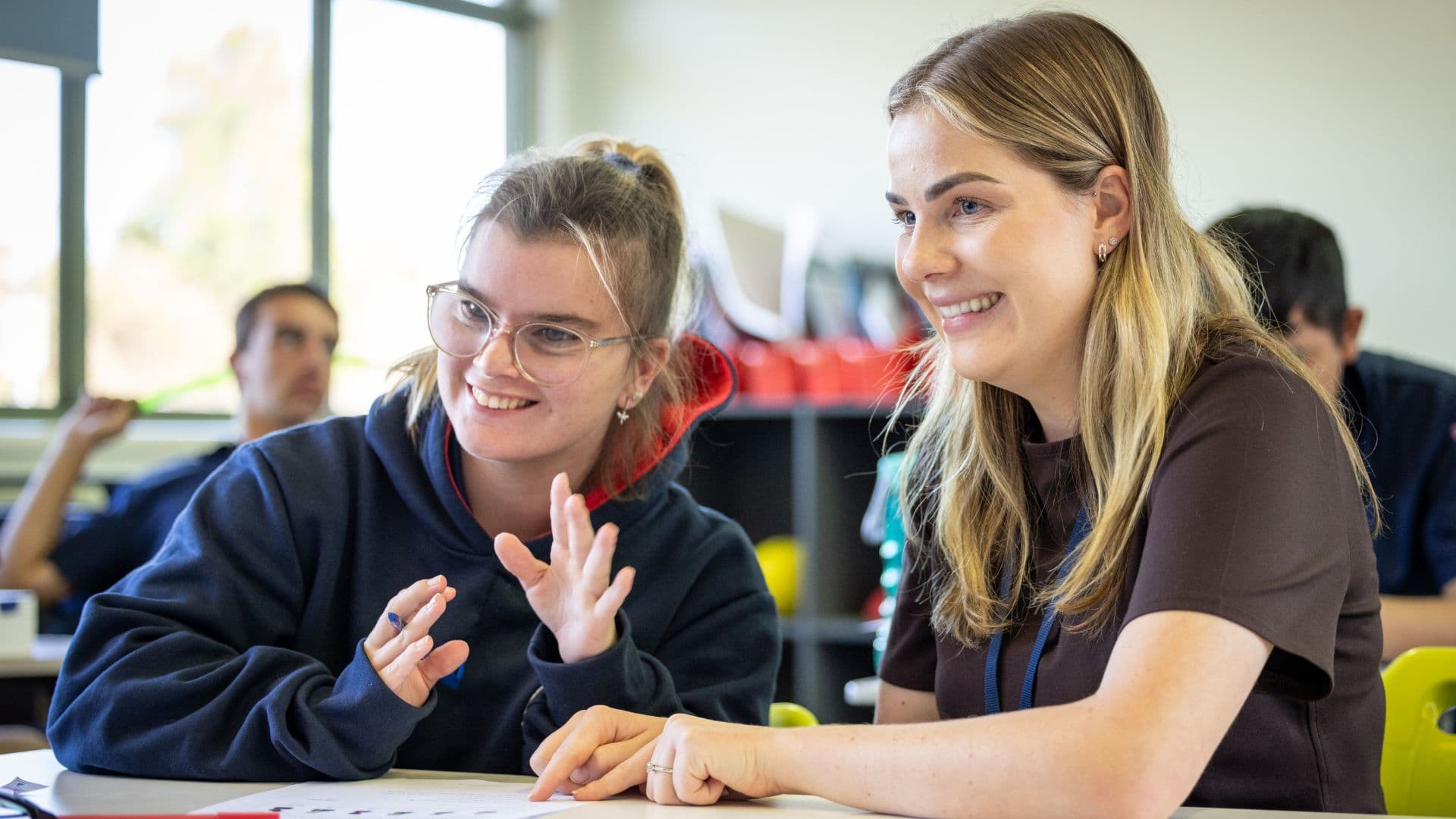 Sarah from Everyday Independence in a classroom